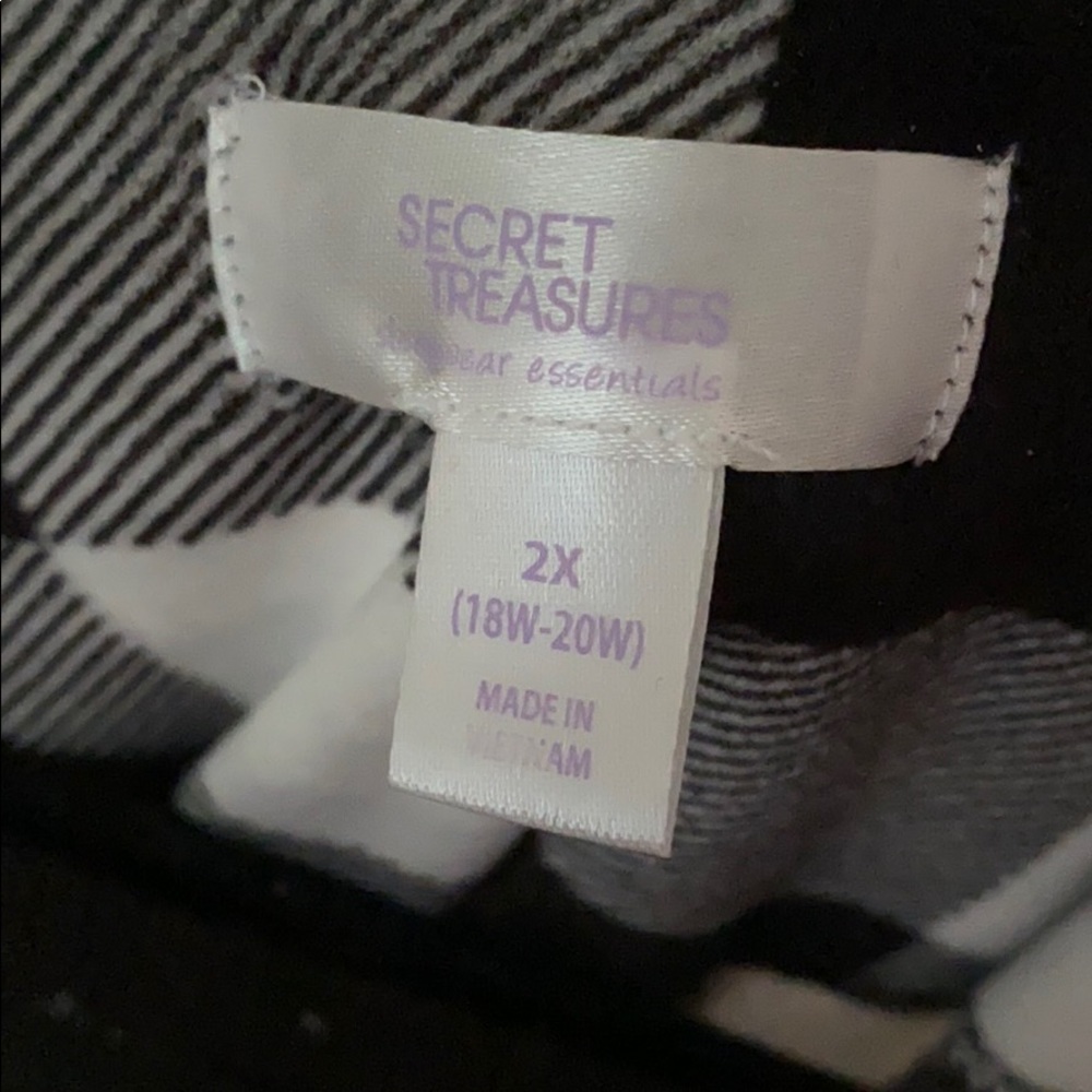 Shirt - Picture 3 of 3